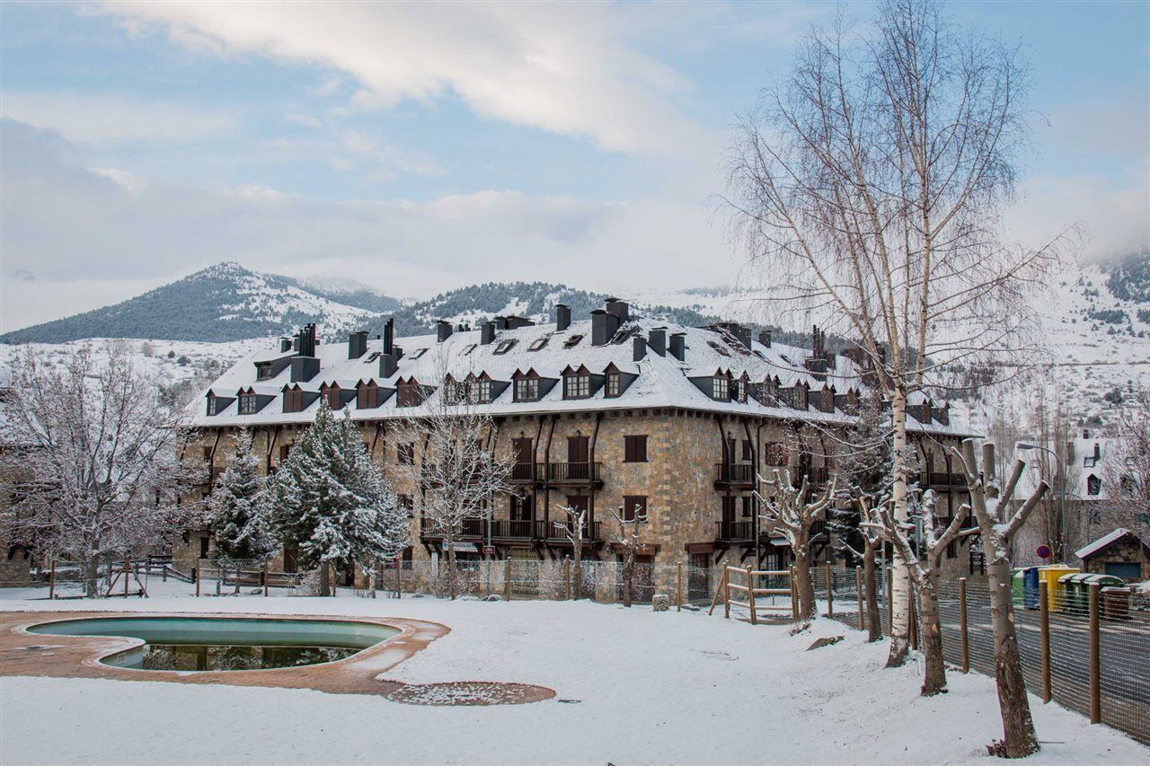 Residencial La Solana Hotel Vall De Boi Exterior photo